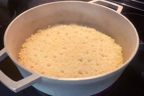 cocinando el arroz